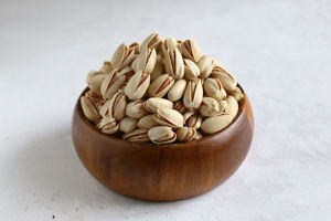 پسته اکبری دستچین اعلا خام